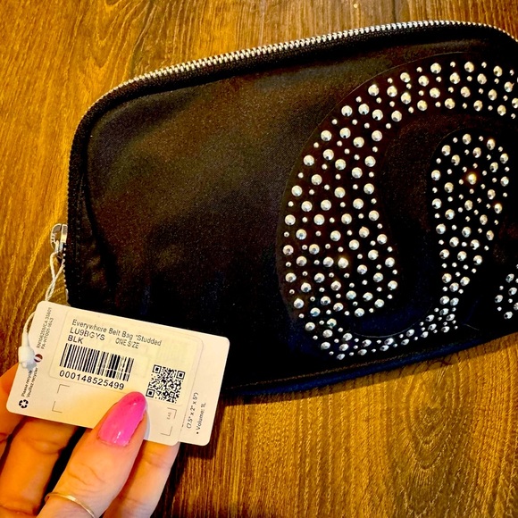 Lululemon Studded Everywhere Belt Bag - Picture 7 of 9